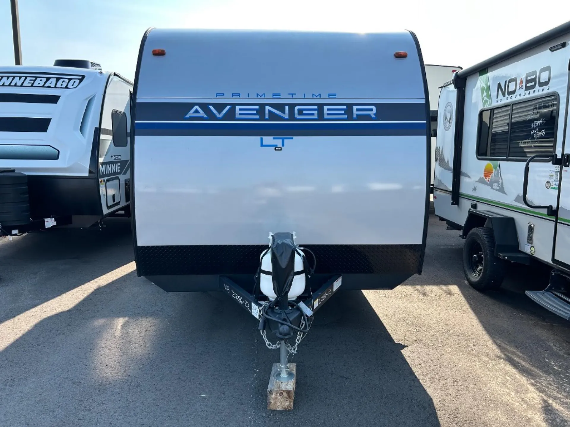 2023 Prime Time Avenger LT 16FQ - Photo 3