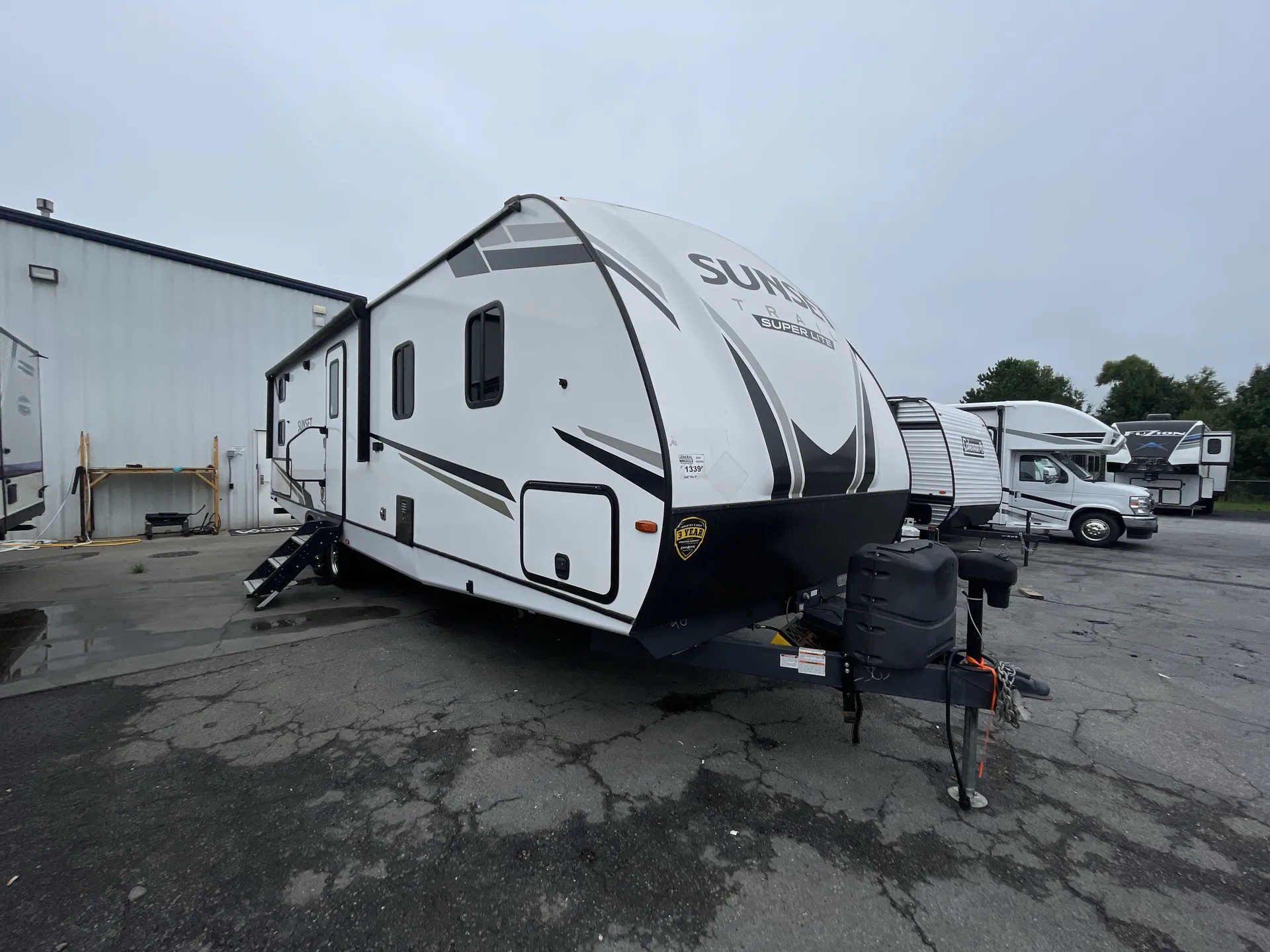 2022 CrossRoads Sunset Trail Super Lite SS299QB - Photo 2