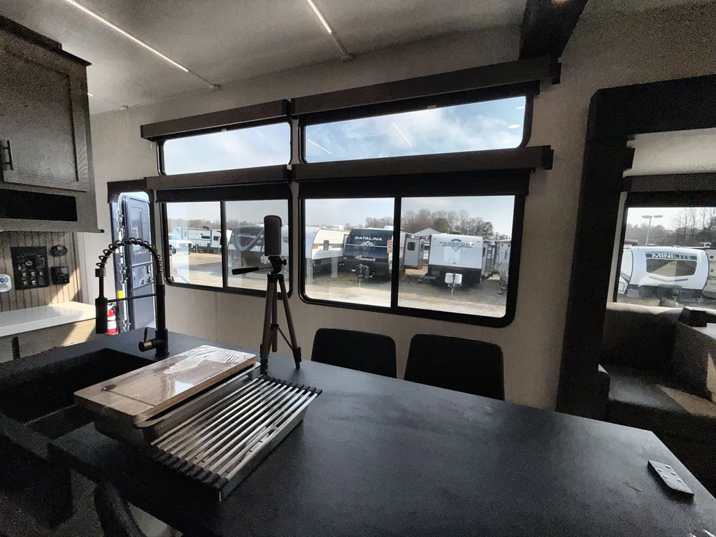 2026 Forest River Arctic Wolf 38LEAH.G, Dining area photo 4