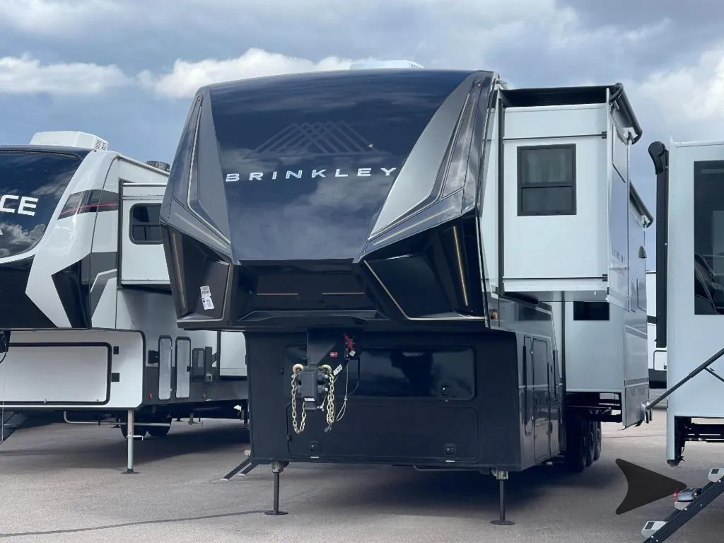 2026 Brinkley Model G 3950, Photos photo 6
