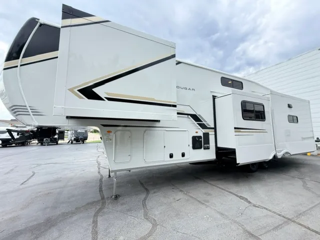2027 Keystone Cougar 360MBI - Photo 4