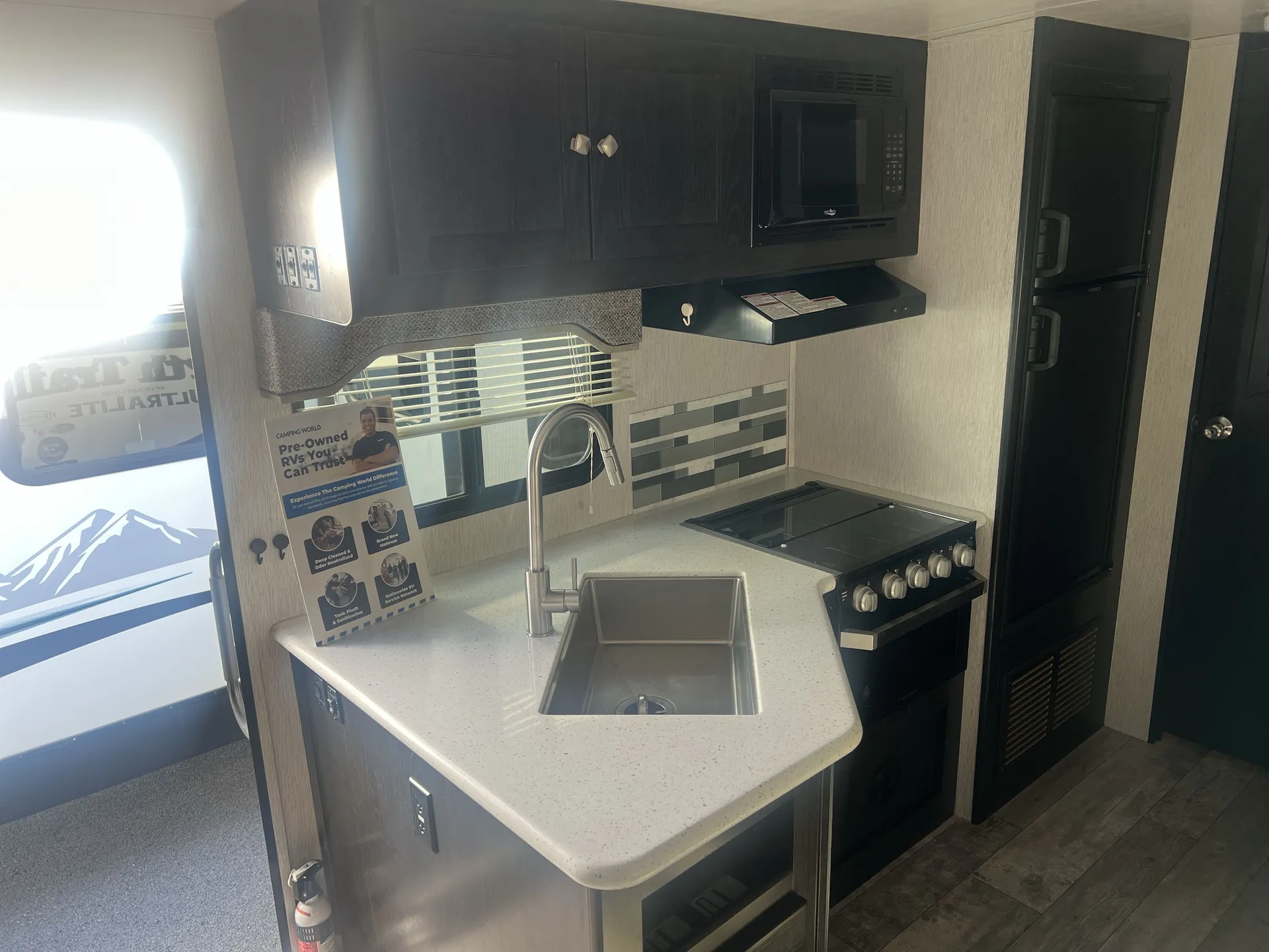 2019 Heartland North Trail 22RBK — living area main