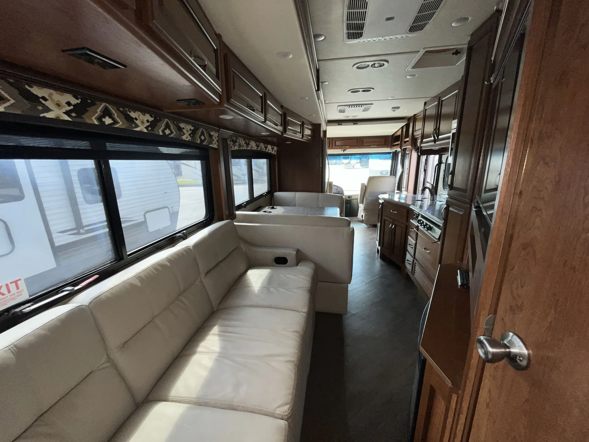2017 fleetwood Pace Arrow 36U — living area main
