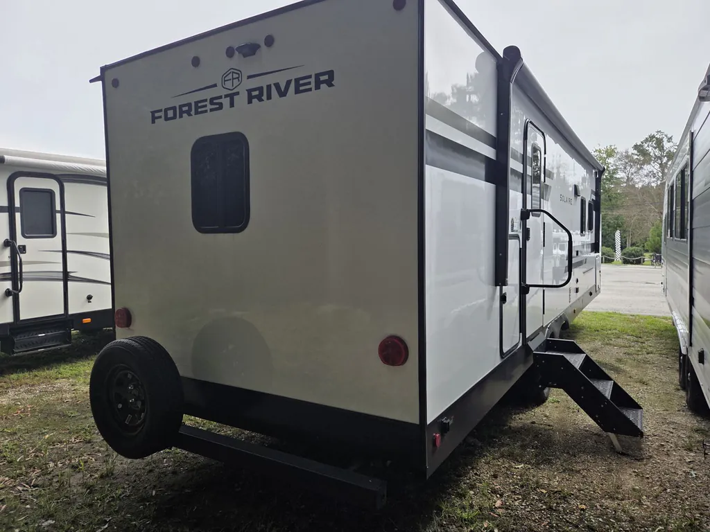 2027 Forest River Solaire 2580RBSS, Photos photo 2