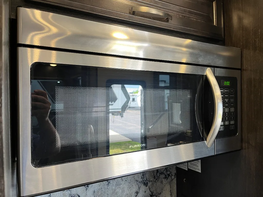 2018 Grand Design Momentum 376TH, Photos photo 23