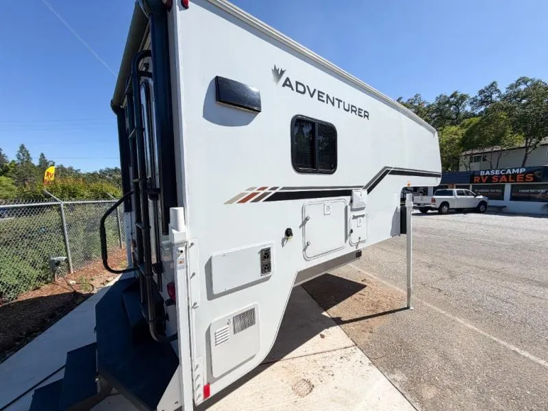 2025 Adventurer Adventurer 910DB - Photo 4