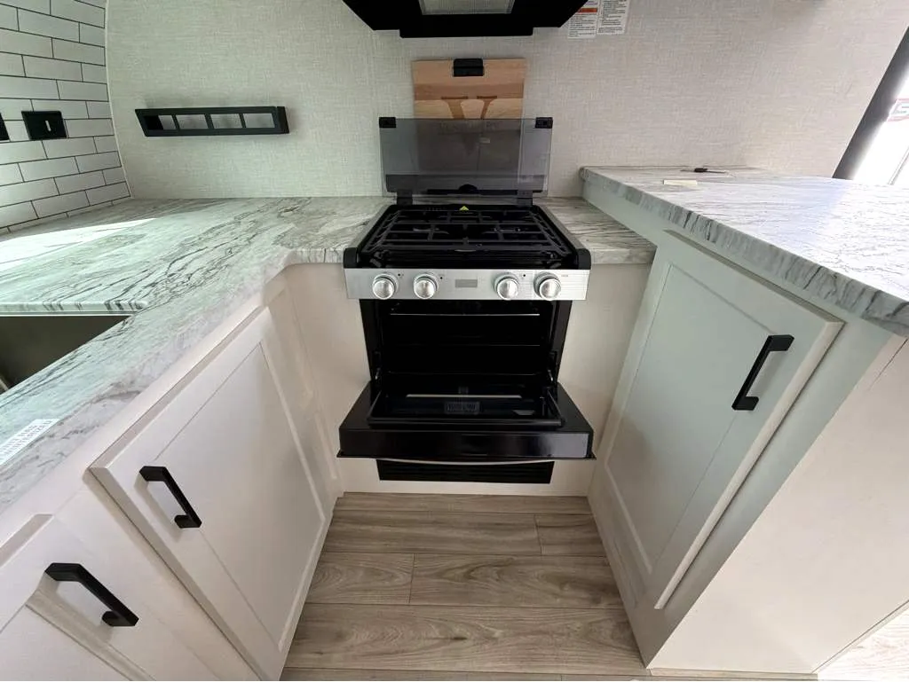 2026 Venture RV Stratus SR262VFK, Photos photo 16