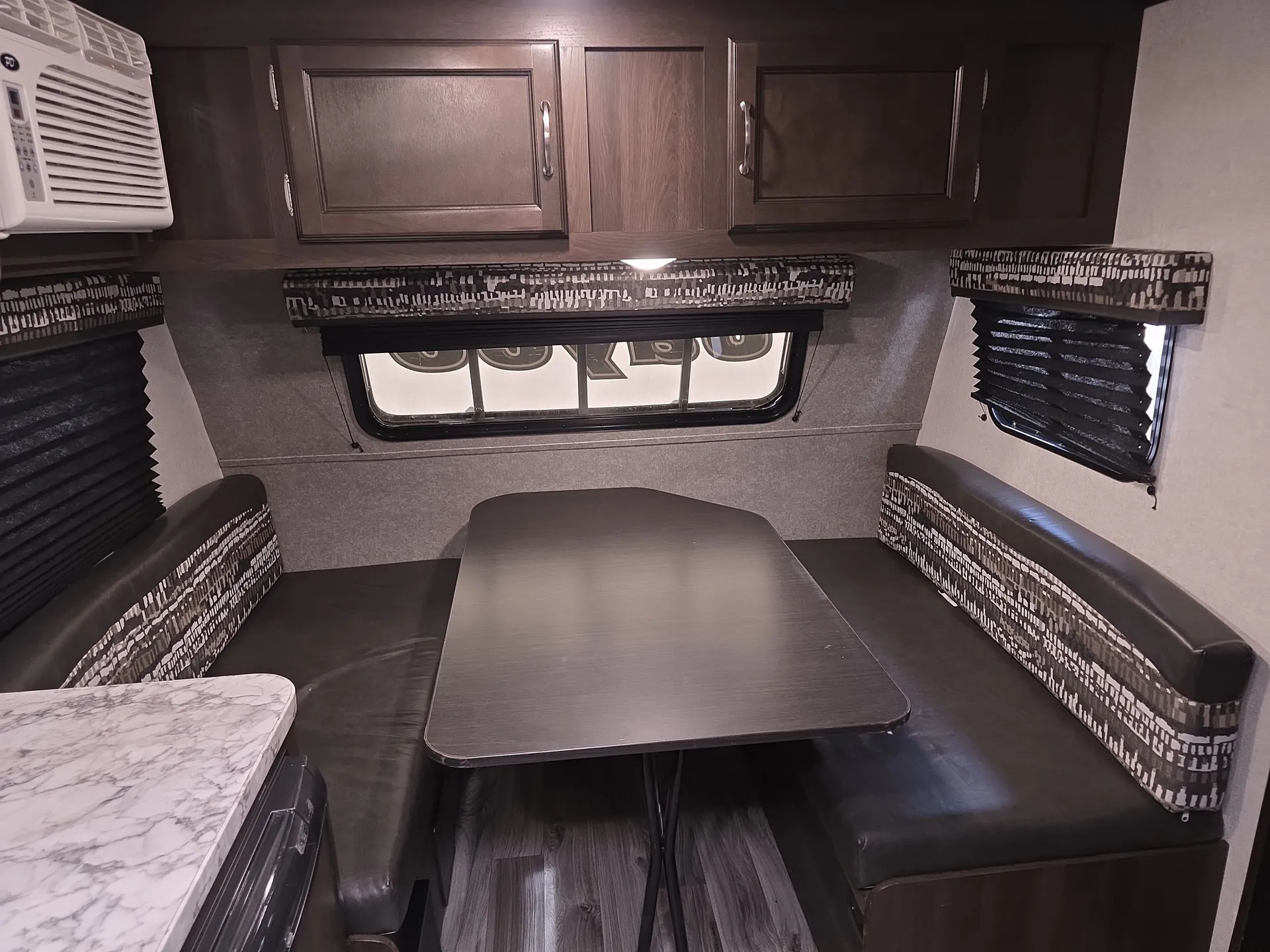 2018 Jayco Jay Flight Slx 154BH — living area main