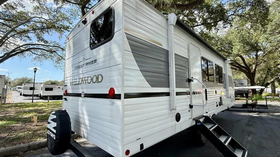 2026 Forest River Wildwood X-Lite 26ICE — Photo 7