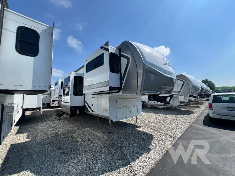 2027 Alliance RV Paradigm 385FL - Photo 2