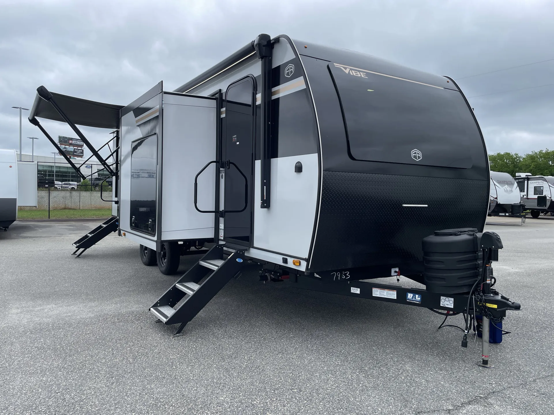 2026 Forest River Vibe Extreme Lite 2500FIK - Photo 2