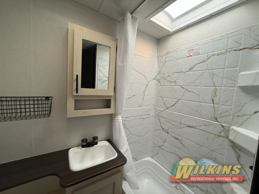2027 Shasta RVs i-5 Edition 532BEDS, Photos photo 26