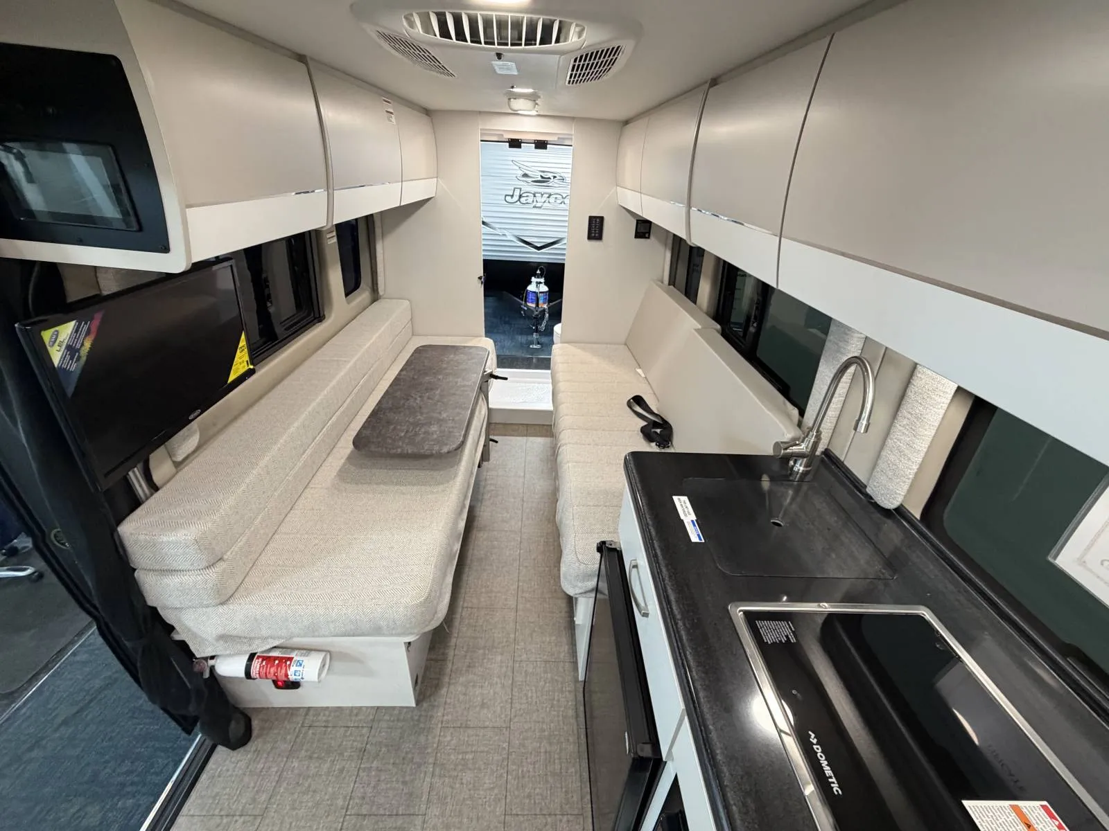 2025 Jayco Swift 20T - Photo 4