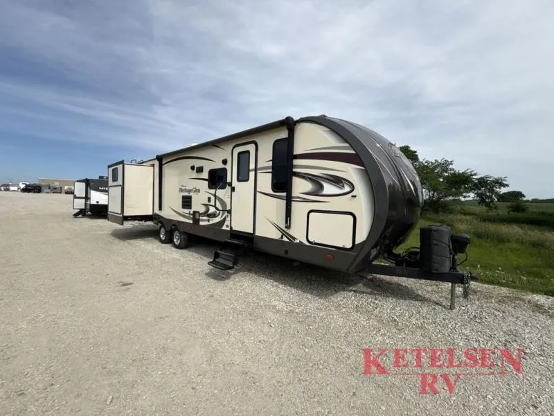 2017 Forest River RV Wildwood 311QB - Photo 2