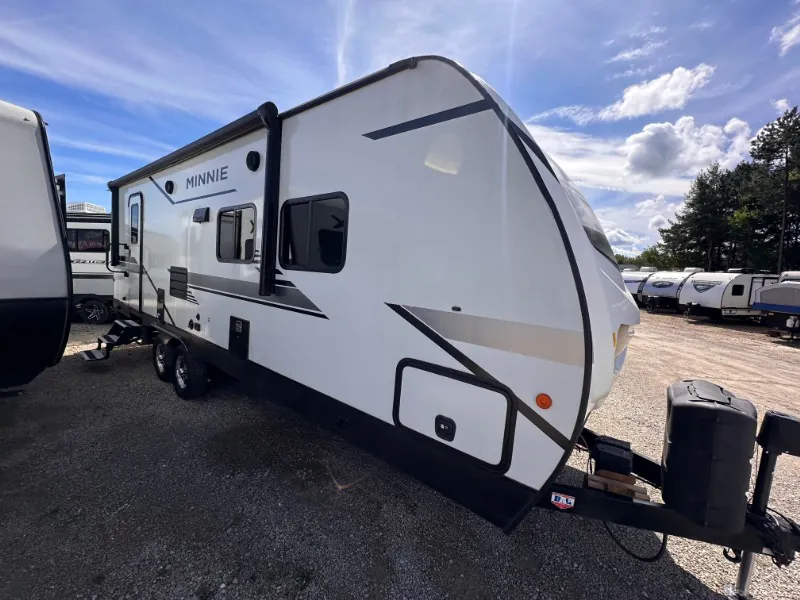 2021 Winnebago Minnie 2701RBS - Photo 2