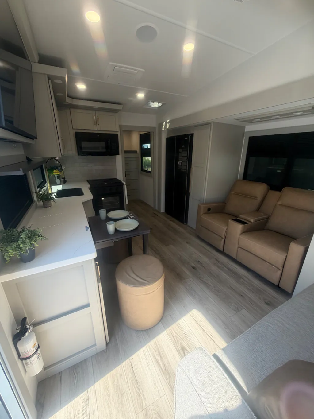 2026 Brinkley Model Z 2810, Photos photo 9