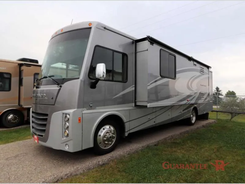 2016 Winnebago Sightseer 33C - Photo 3