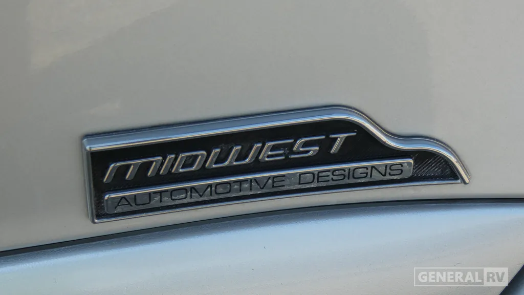 2024 Midwest Automotive Designs Luxe Cruiser D4, Photos photo 23
