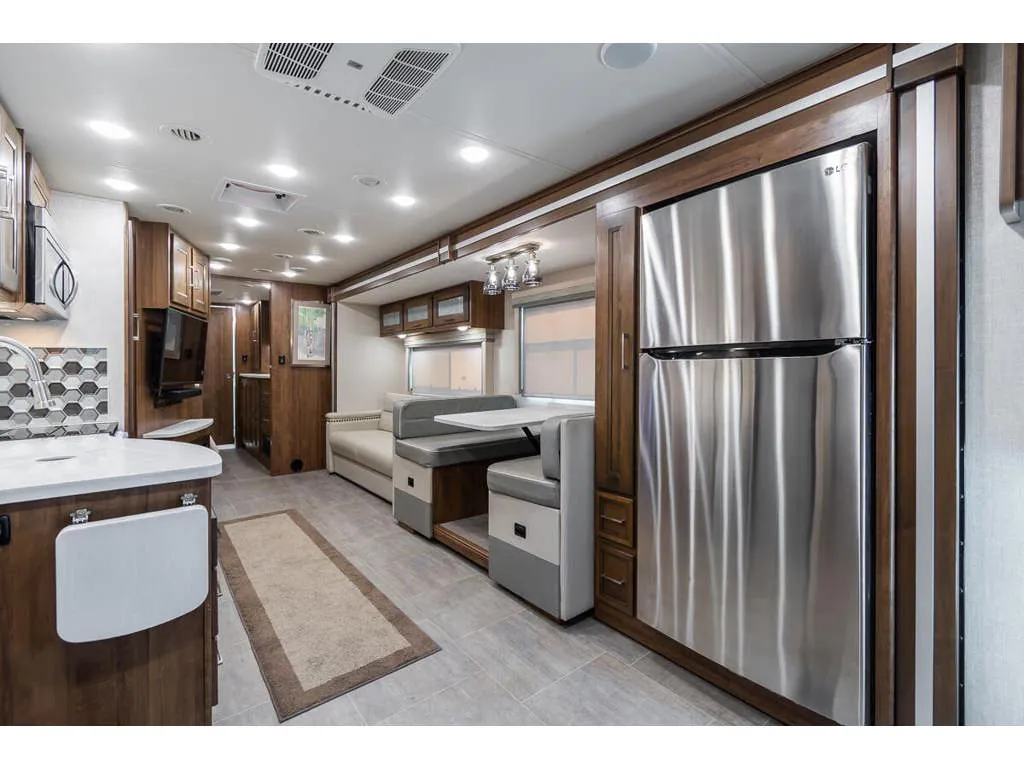 2021 Coachmen Sportscoach SRS 365RB, Photos photo 9