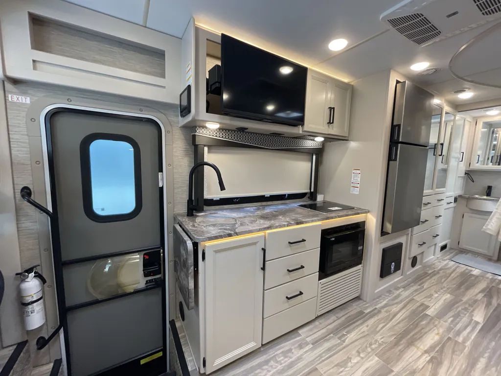2023 Thor Motor Coach Axis 24.3, Photos photo 13