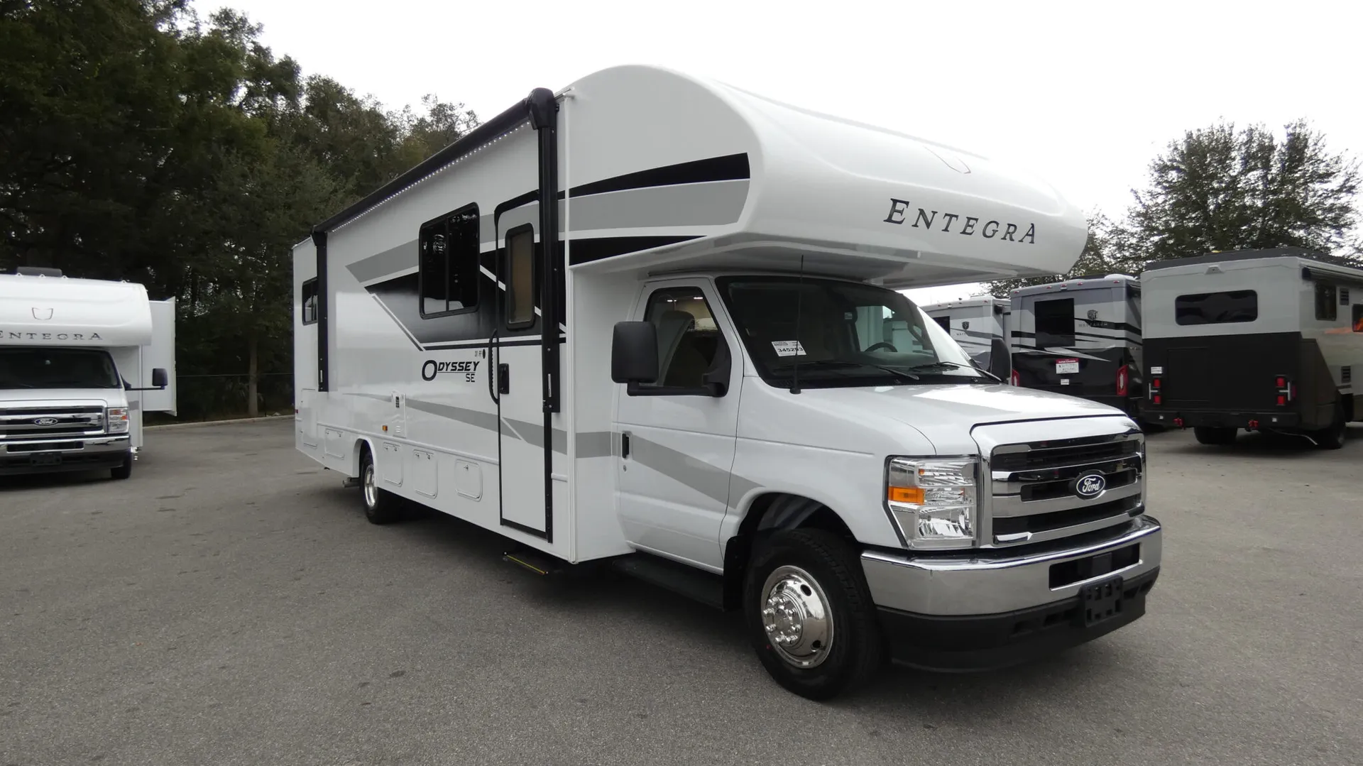 2026 Entegra Coach Odyssey SE 31FF - Photo 2