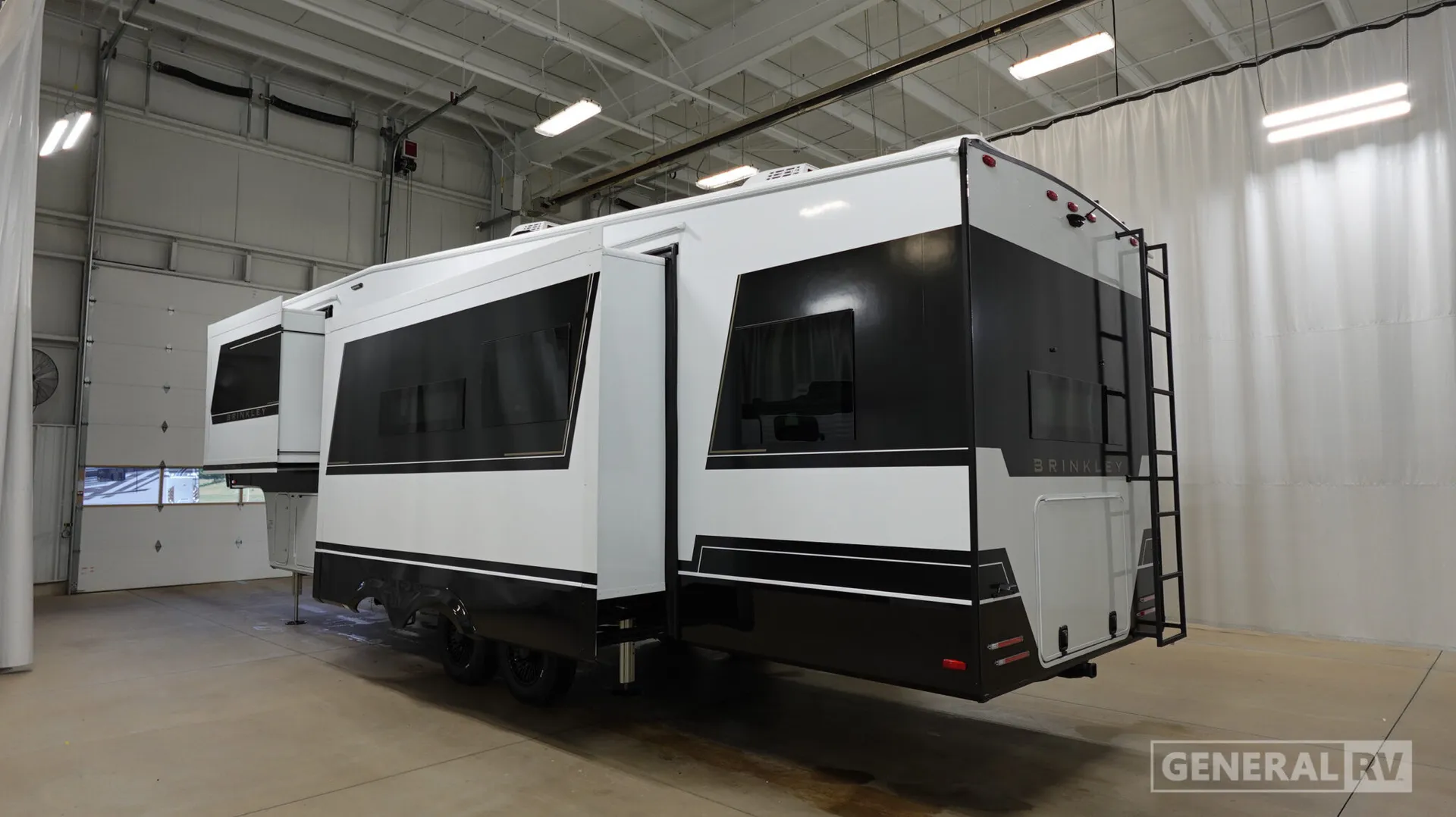 2027 Brinkley Model Z 3110 - Photo 4