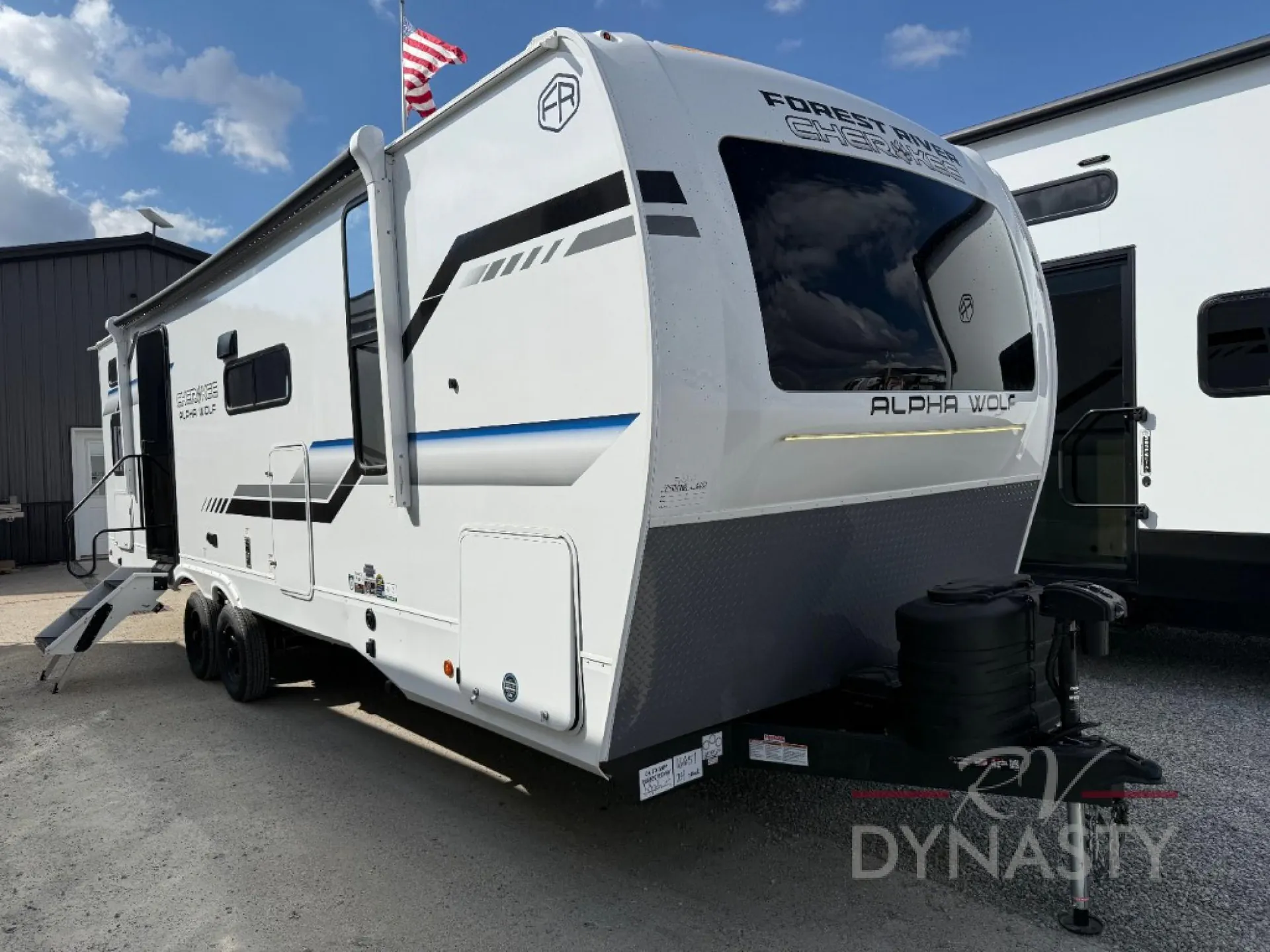 2026 Forest River Cherokee Alpha Wolf 24TRUNK - Photo 2