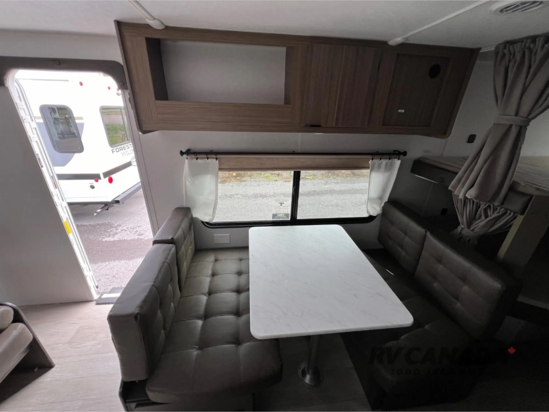 2025 Forest River Wildwood X-Lite 261BHXL — Photo 7