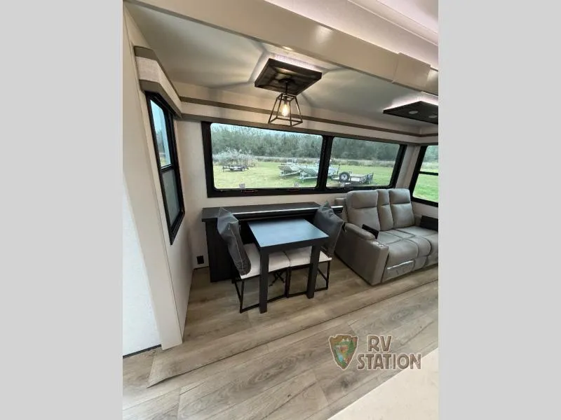 2026 Jayco North Point 377RLBH - Photo 4