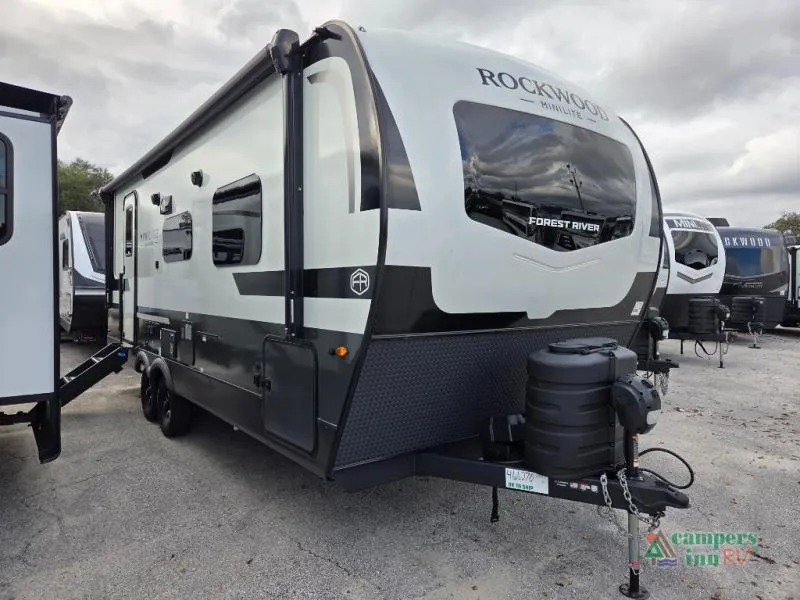 2026 Forest River Rockwood Mini Lite 2511S - Photo 2