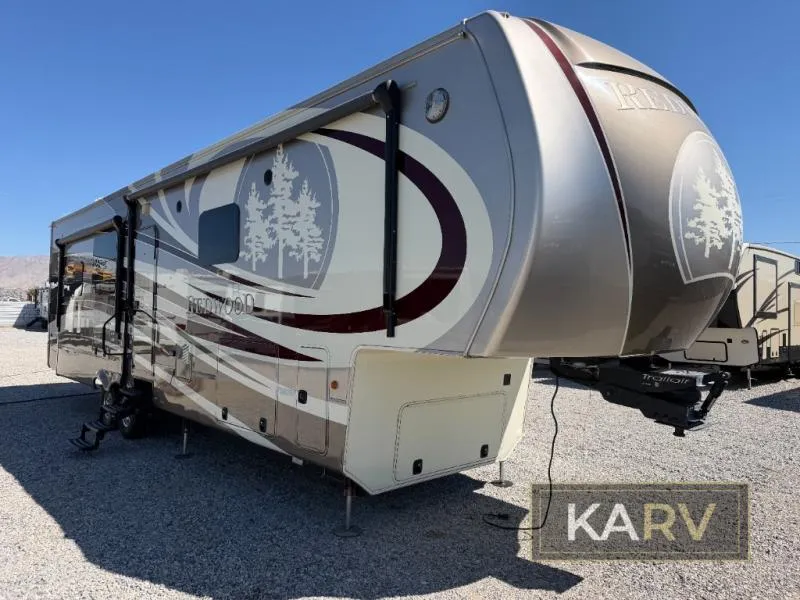 2016 Redwood RV Redwood 39MB - Main photo