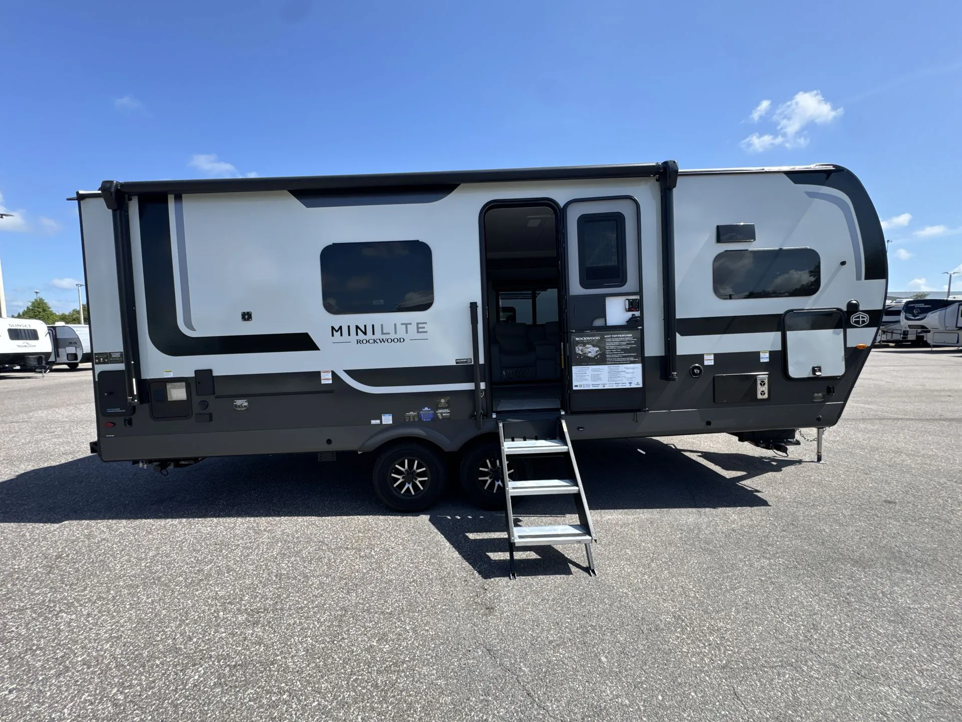2027 Forest River Rockwood Mini Lite 2523MBR — Photo 5