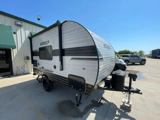 2022 Sunset Park RV Sun Lite 16BH - Photo 2