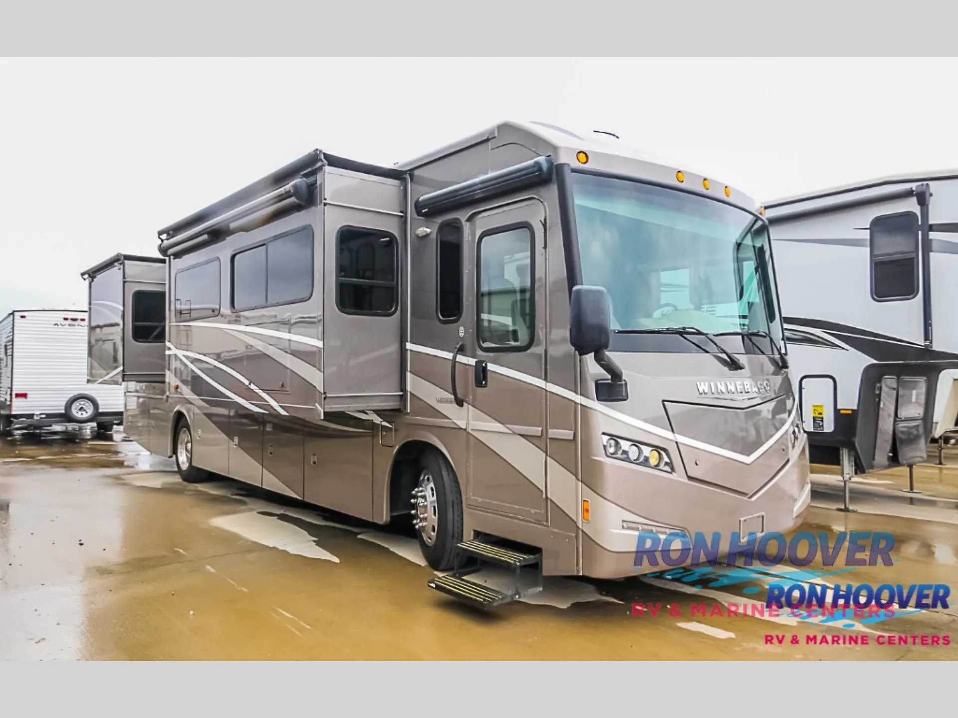 2016 Winnebago Forza 36G - Photo 2
