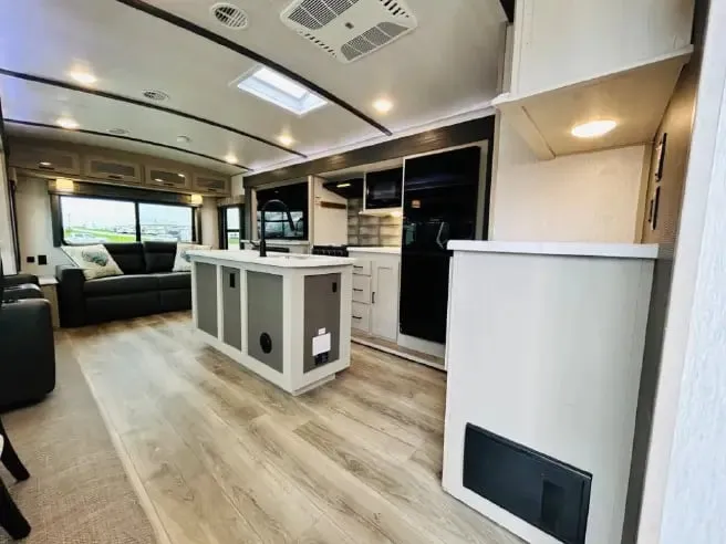 2023 Forest River Salem Hemisphere 308RL - Photo 3