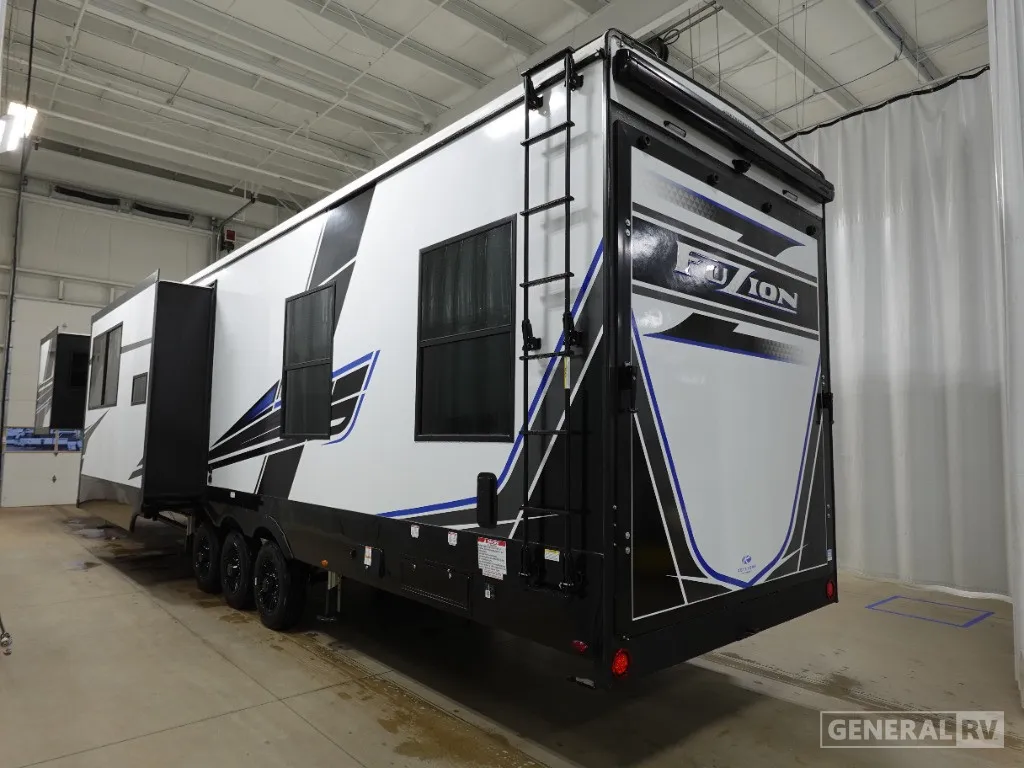 2025 Keystone Fuzion 432 - Photo 4