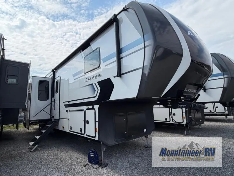 2026 Keystone Alpine Avalanche Edition 381DL - Photo 3