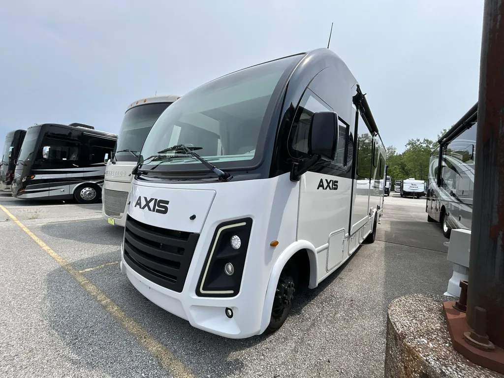 2025 Thor Motor Coach Axis 26.2, Photos photo 5