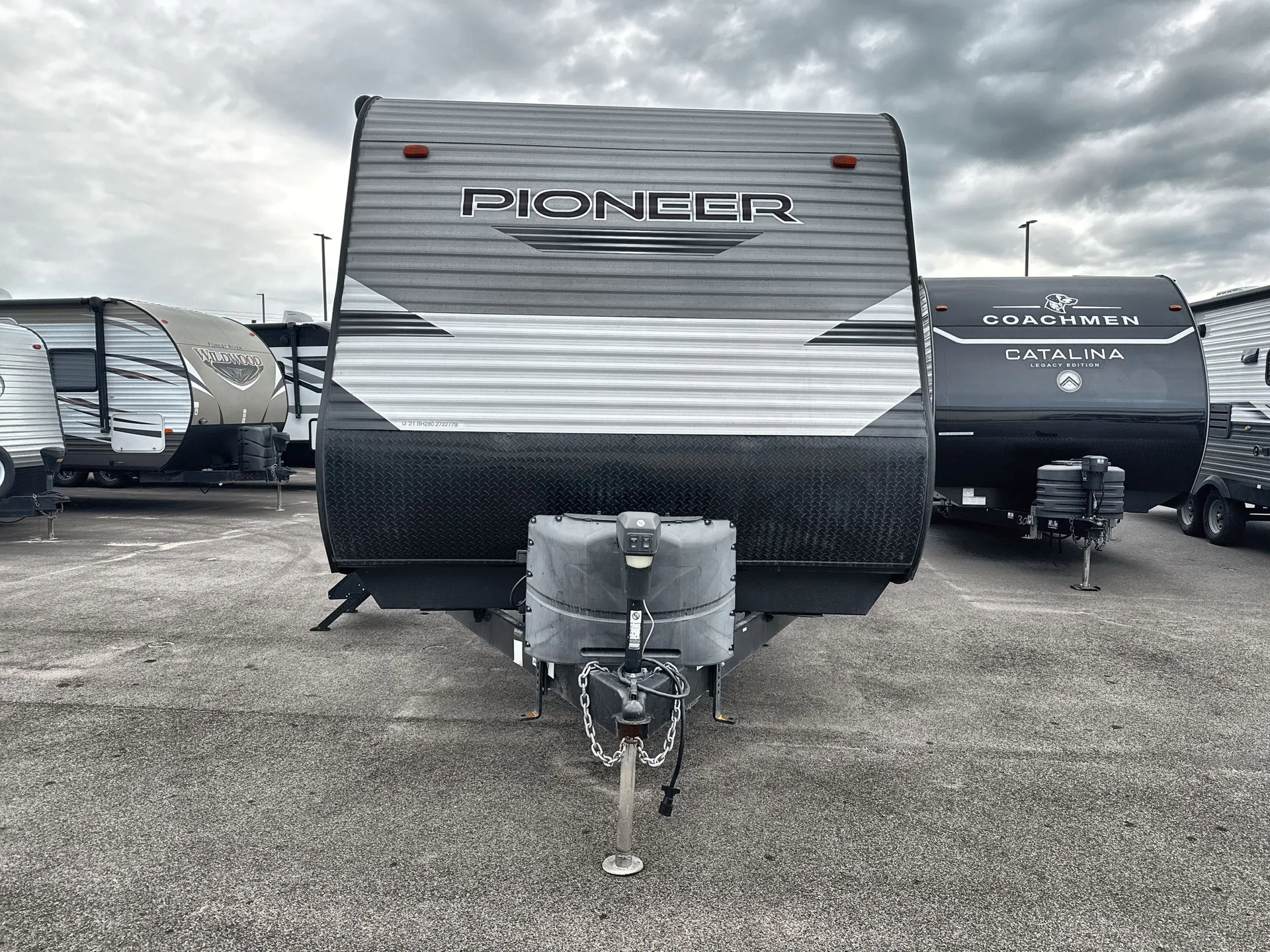2021 Heartland Pioneer BH280 — front