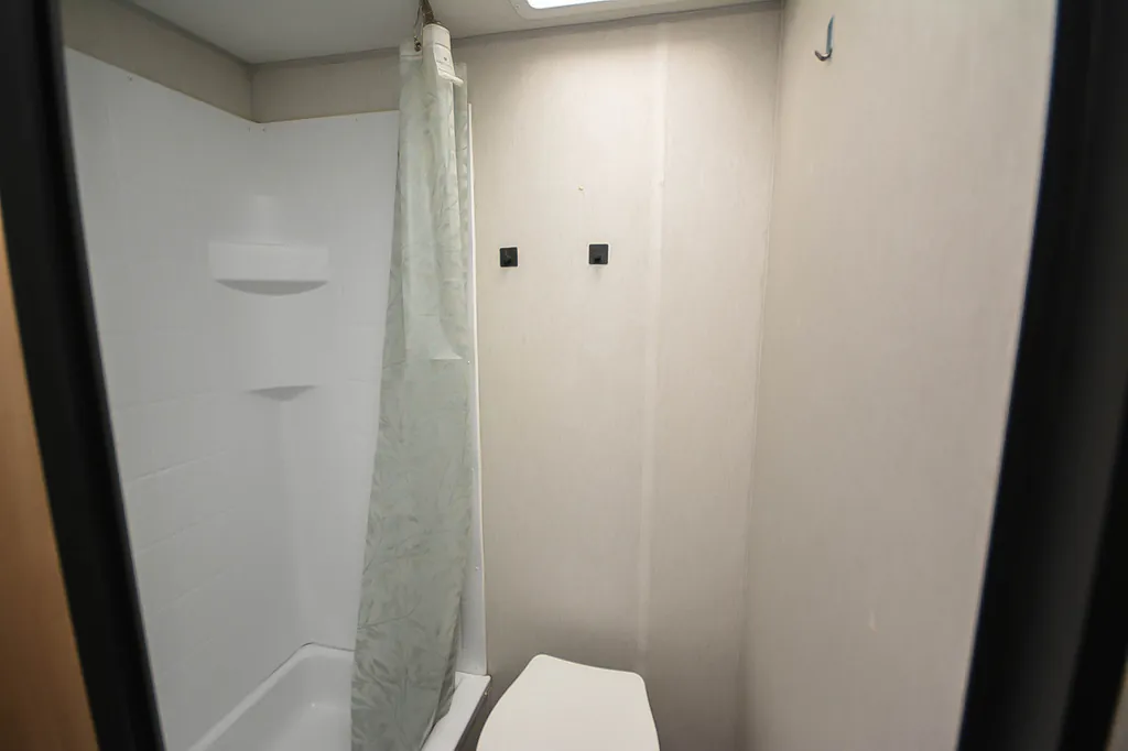 2024 Forest River Cherokee Wolf Den 16EV, Photos photo 12