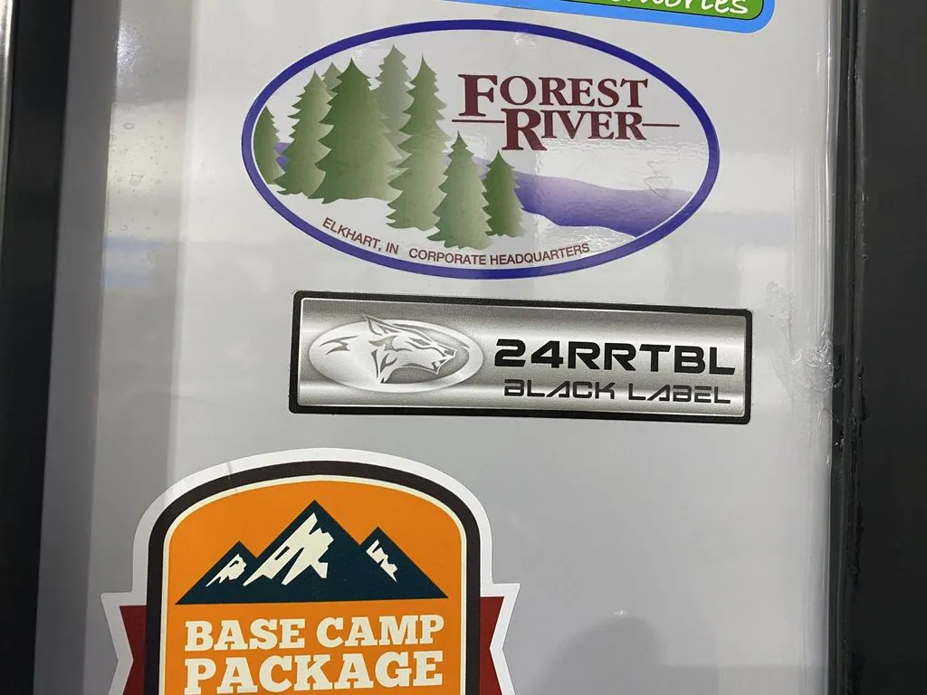 2025 Forest River Cherokee Grey Wolf Black Label 24RRTBL — Photo 6