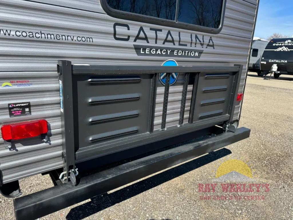 2024 Coachmen Catalina Legacy Edition 283FEDS, Photos photo 6