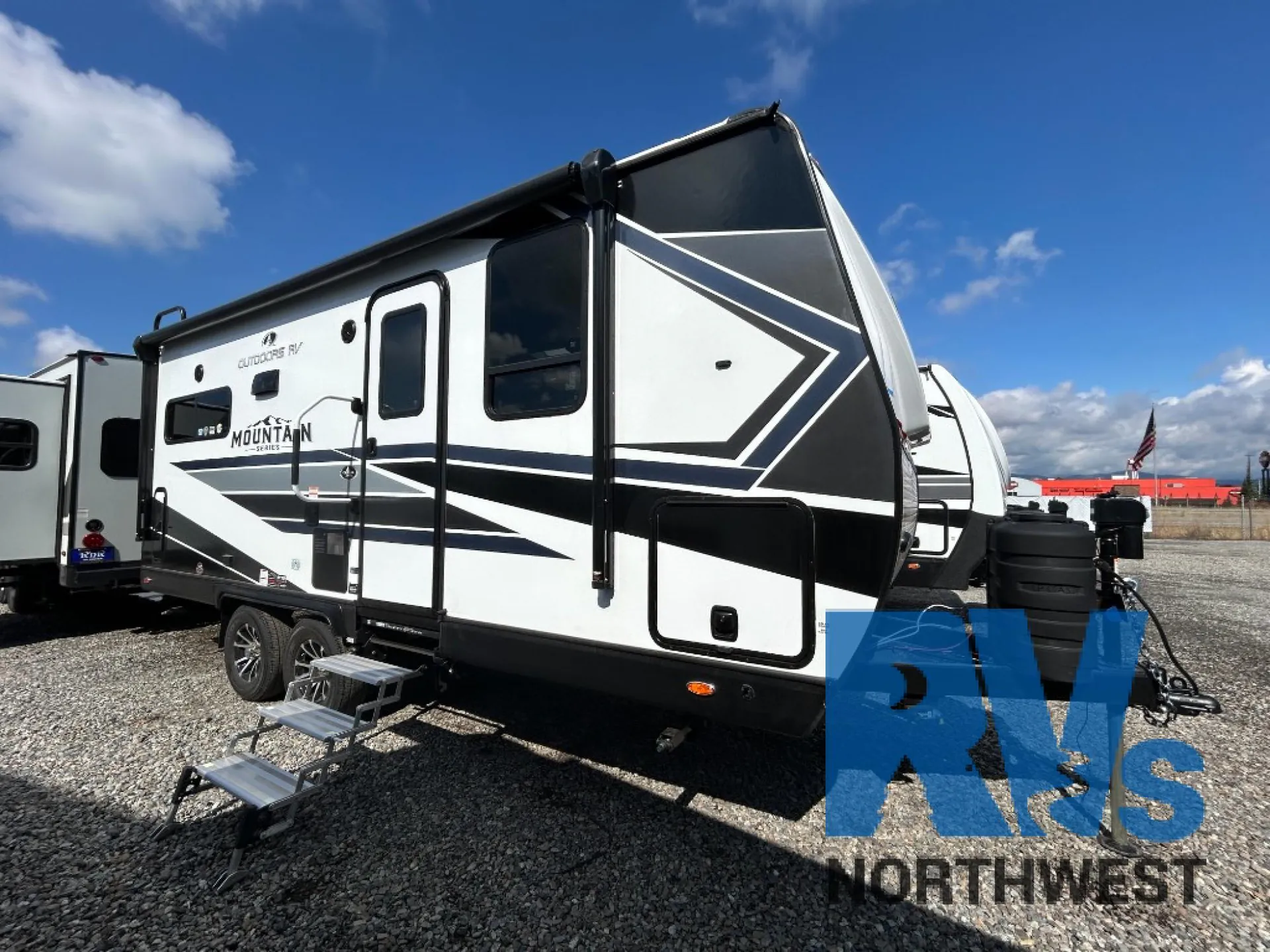 2027 Outdoors RV Creek Side Titanium Series 19MKS - Photo 2