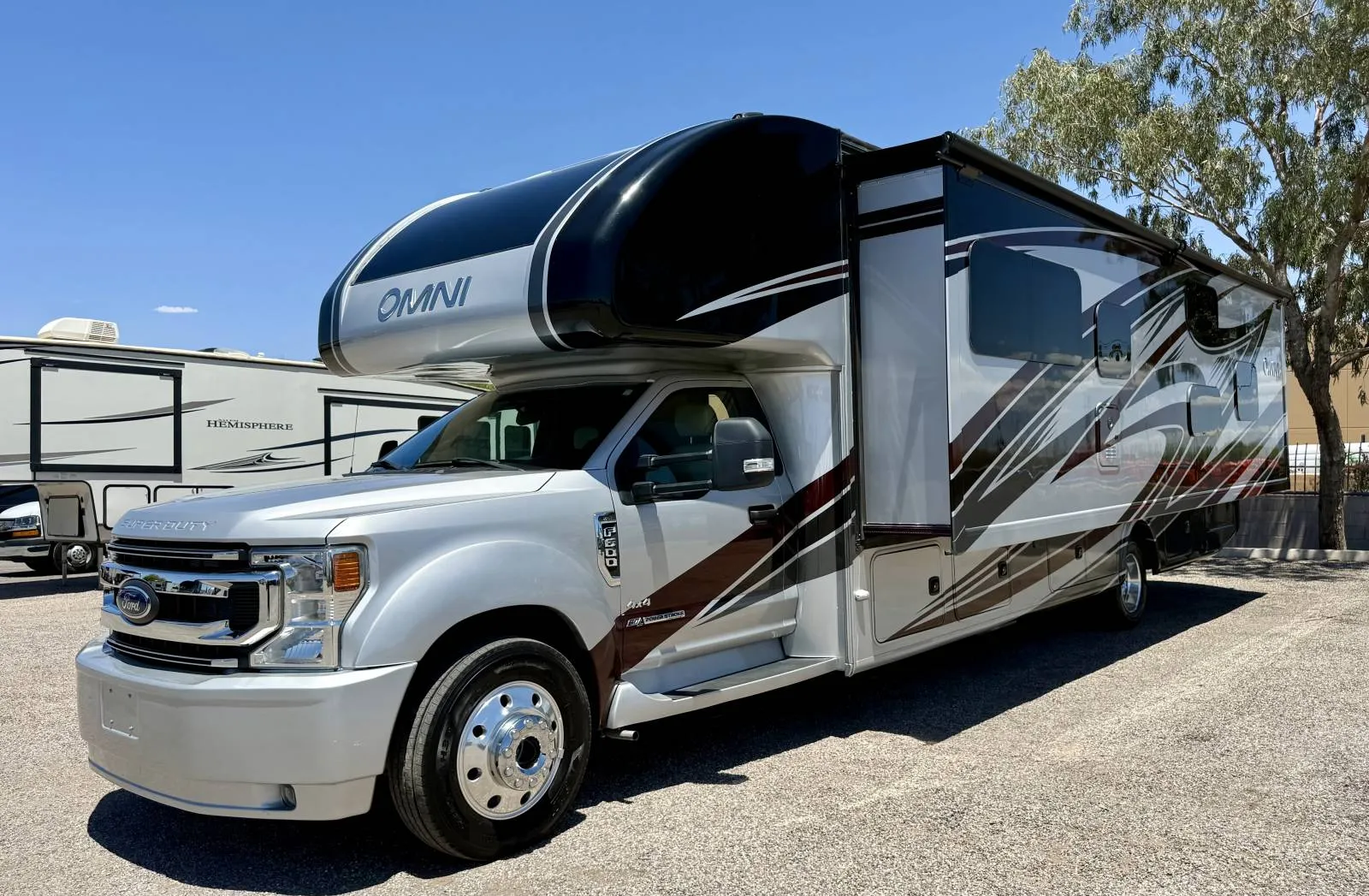 2023 Thor Omni 36RS - Photo 3