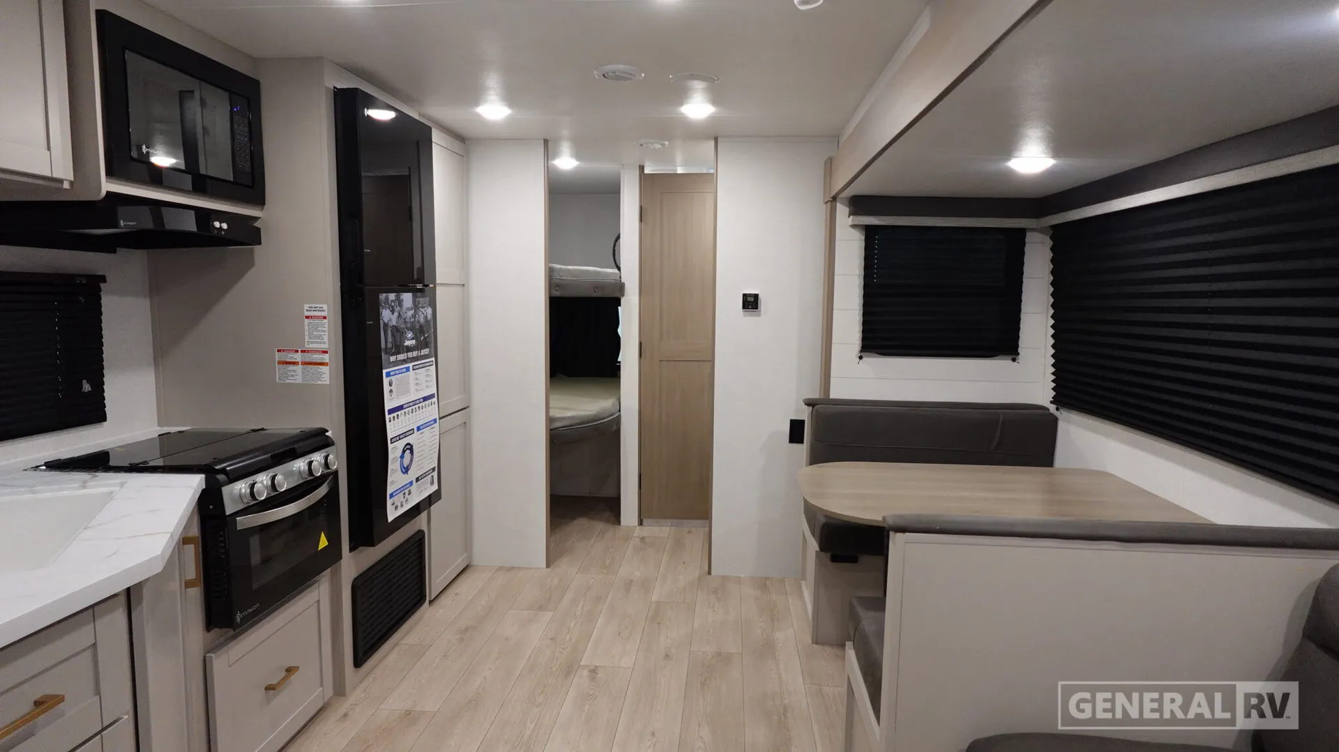2027 Jayco Jay Flight SLX 261BHS - Photo 3