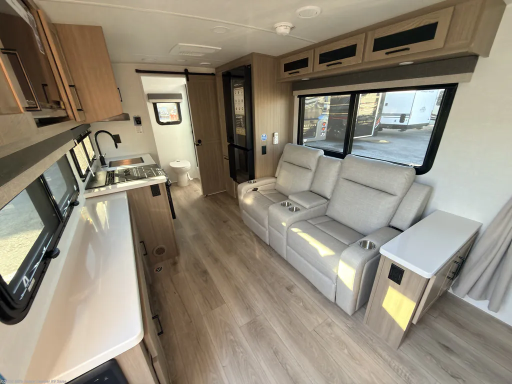 2027 Forest River Rockwood Mini Lite 2524FBT, Photos photo 11
