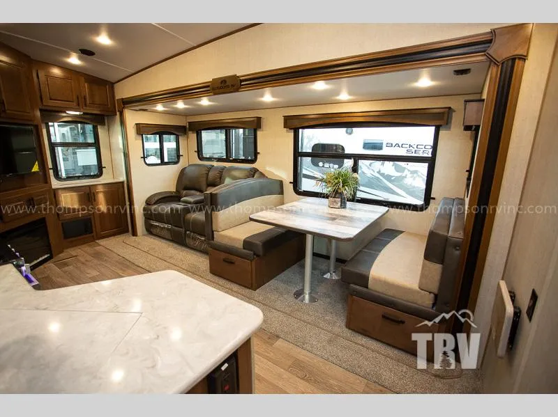2026 Outdoors RV Glacier Peak Titanium Series 27MKS - Photo 2