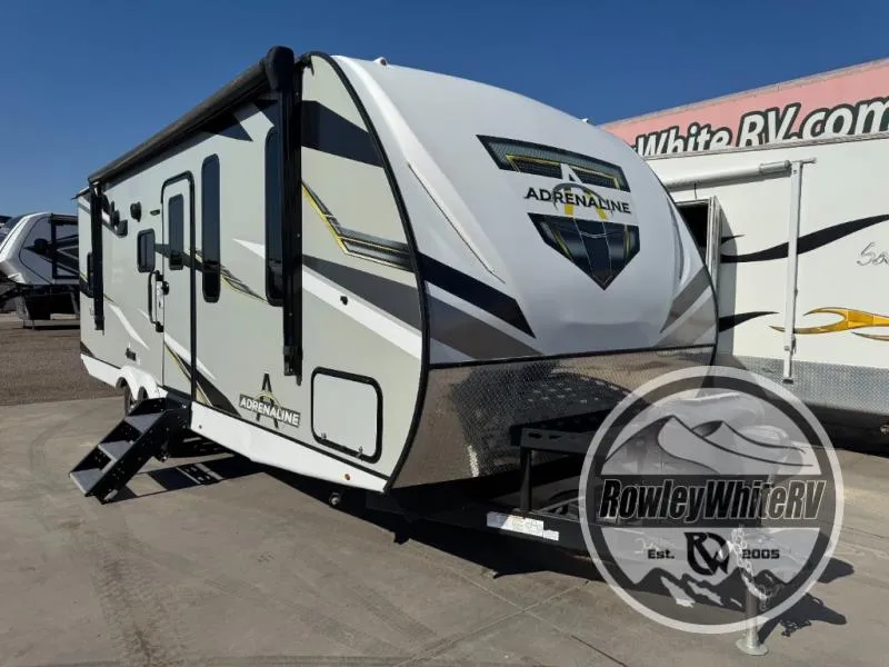 2022 Coachmen Adrenaline 23LT - Photo 2