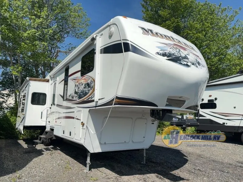 2011 Keystone RV Montana 3625RE - Main photo