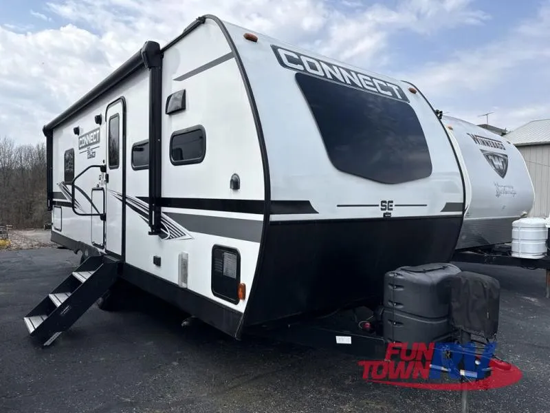 2022 KZ Connect 221FKKSE - Main photo